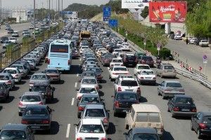 حجم ترافیک در مسیر آزادراهی و بزرگراهی البرز افزایش می‌یابد