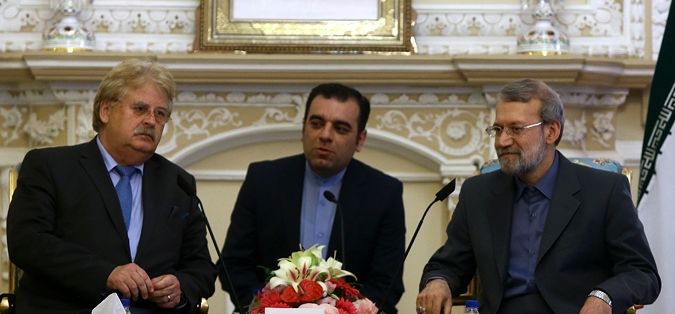 با پرهیز از زیاده خواهی و عدم طرح مسائل جدید می‌توان به توافق رسید