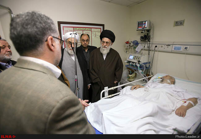 عیادت رهبر انقلاب از آیت‌الله موسوی اردبیلی