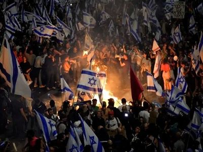 Mass protests ahead of Zionist Supreme Court’s session on judicial reform