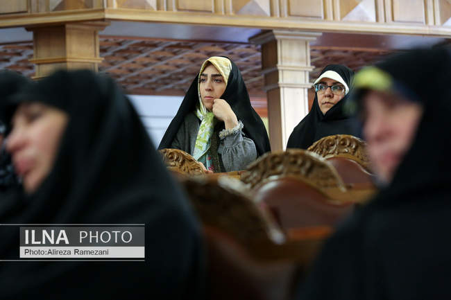 اولین همایش قانون گذاری مادرانه