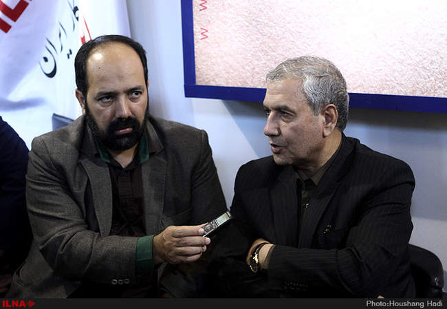 بازدید علی ربیعی وزیر تعاون، کار ورفاه اجتماعی ازنمایشگاه مطبوعات و 