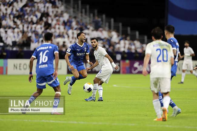 دیدار تیم‌های فوتبال استقلال ایران و الهلال عربستان 