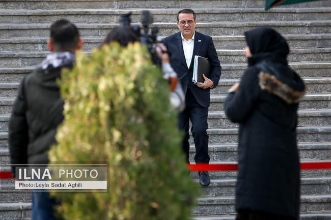 حاشیه جلسه هیات دولت - ۲۶ آذر