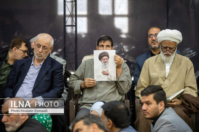 مراسم یادبود شهدای خانواده رهبر معظم انقلاب