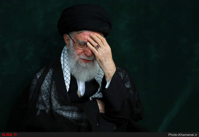مراسم عزاداری شب تاسوعای حسینی با حضور رهبر معظم انقلاب اسلامی