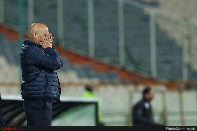 دیدار تیمهای استقلال تهران و ذوب‌آهن اصفهان