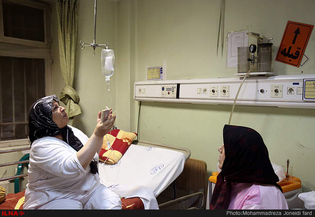 حال و هوای افطار و شب احیا در بیمارستان رسول اکرم (ص)