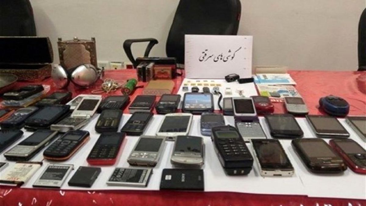 کشف گوشی‌های هوشمند سرقتی با هوشیاری مرزبانان هنگ تایباد