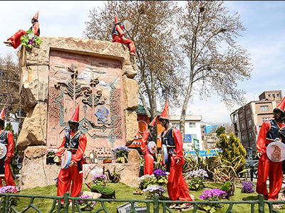 برنامه‌های متنوع تهران در نوروز/ حضور ۳۰۰ دف نواز در پل طبیعت/ بازگشت اتوبوس‌های تهرانگردی/ برپایی غرفه اقوام ایرانی در برج میلاد/ برنامه‌هایی برای ۲۳۶ سالگی پایتخت 
