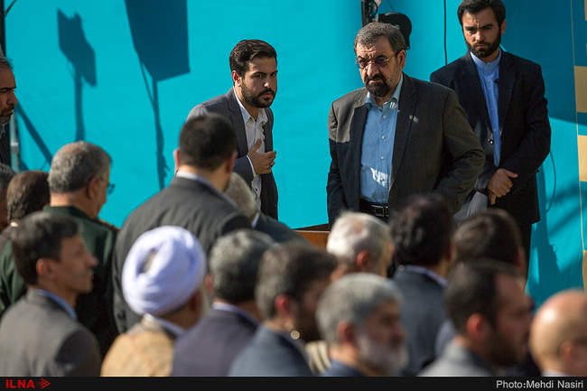 اقامه نماز عید فطر به امامت مقام معظم رهبری