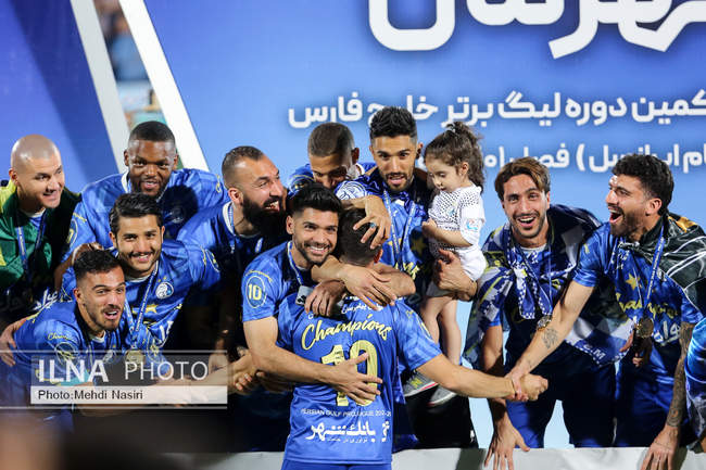 جشن قهرمانی تیم فوتبال استقلال