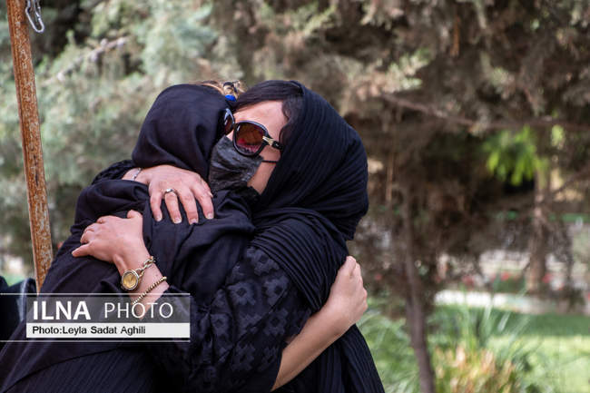 آیین تشییع و خاکسپاری پیکر مرحومه شهلا ناظریان 