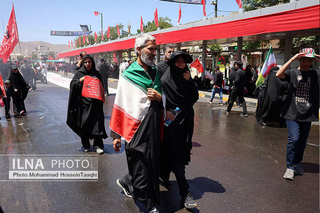 تشییع پیکر مطهر رهبر شهید انقلاب در مشهد / 1