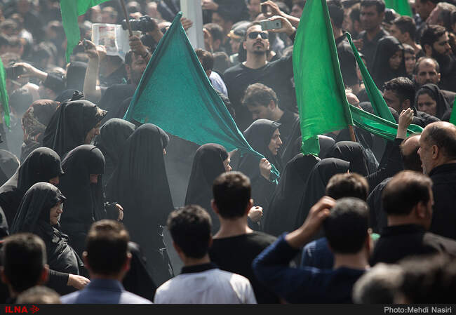 مراسم خیمه سوزان روز عاشورا در بازار تهران