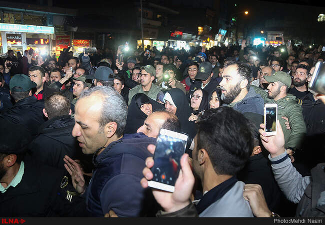 انتقال پیکر آیت الله هاشمی رفسنجانی از بیمارستان شهدای تجریش به جماران