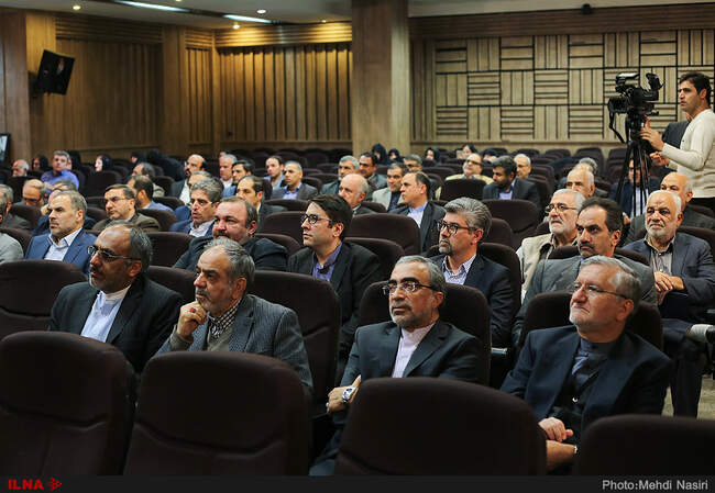 گزارش تصویری حضور مسئولان در مراسم ختم پدر بهرام قاسمی