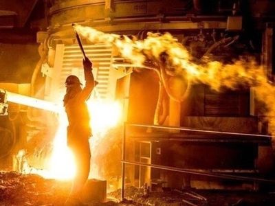 احیای کارخانه تعطیل شده «فولاد آلیاژی ملایر»/ بازگشت به کار کارگران