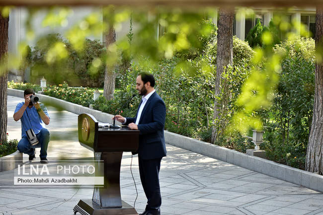 در حاشیه جلسه هیات دولت