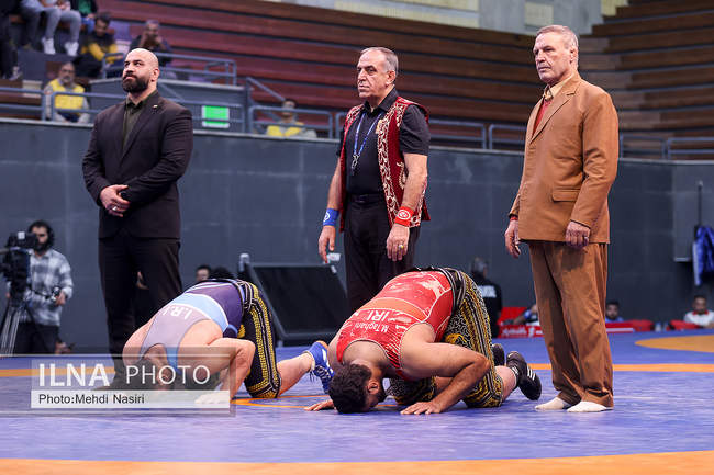 گزارش تصویری از رقابت‌های کشتی تعیین پهلوان سال ۱۴۰۴