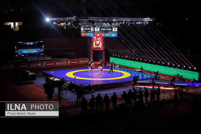 گزارش تصویری قهرمانی سایپا در لیگ برتر کشتی آزاد