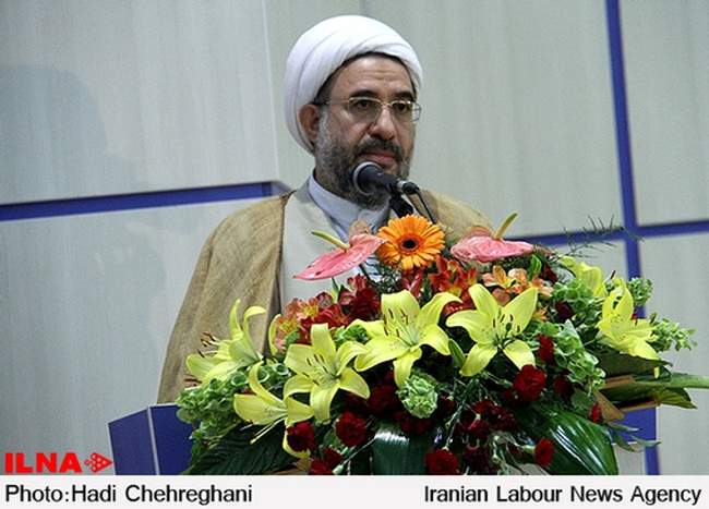 نخستین همایش تقدیر از آثار و پایان نامه‌های تقریبی