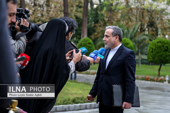 حاشیه جلسه هیات دولت - ۲۳ آبان
