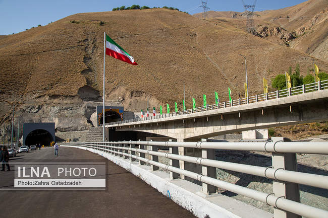 بازدید رئیس بنیاد مستضعفان از باند شرقی فاز ۲ آزادراه تهران شمال