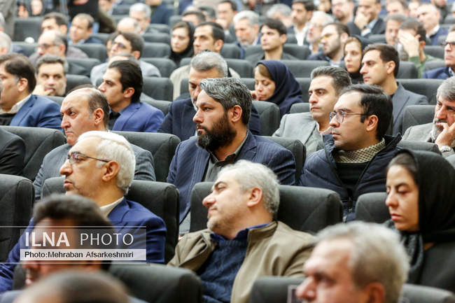 آیین نواختن زنگ آغاز معاملات