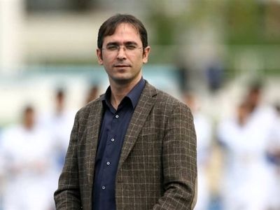 خطیر: استقلال واقعی یعنی این / پادوانی هر چه بگوید حق دارد