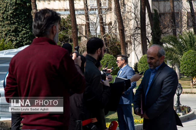 حاشیه جلسه هیات دولت- 6 اسفند