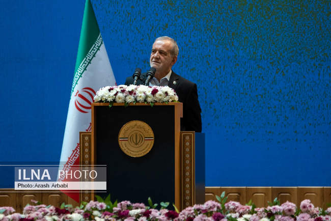 آیین تجلیل از قهرمانان سرافراز پارالمپیک ایران با حضور پزشکیان و دنی