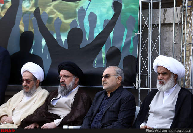  تجمع روحانیون و طلاب حوزه علمیه قم در اعتراض به حادثه منا