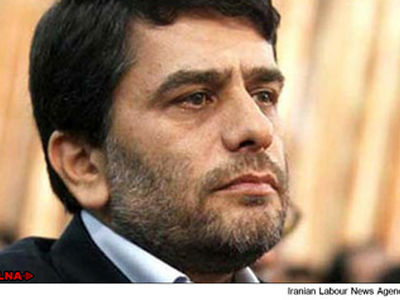 تردد معلولان در سطح شهر به سختی انجام می‌شود