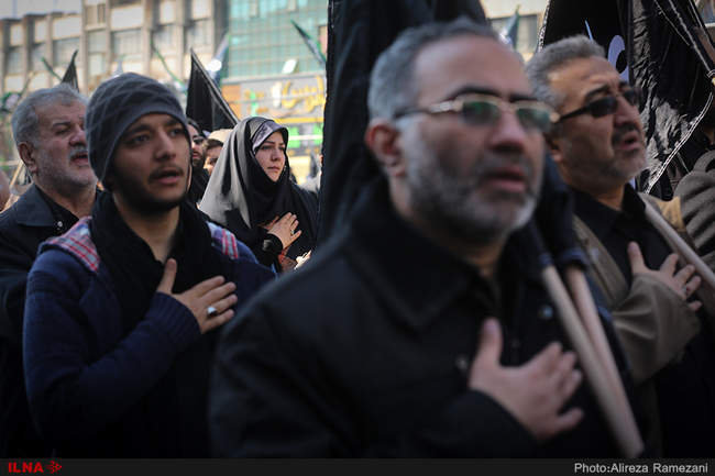 تجمع عزاداران فاطمی در میدان های هفت تیر و فاطمی تهران