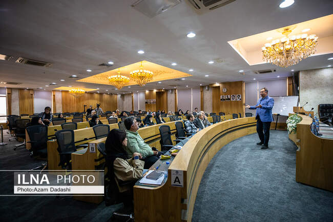 بررسی معیارهای داوری آثار روزنامه&zwnj;نگاری در کارگاه تخصصی &laquo;جنگ رمضان&raquo; قزوین