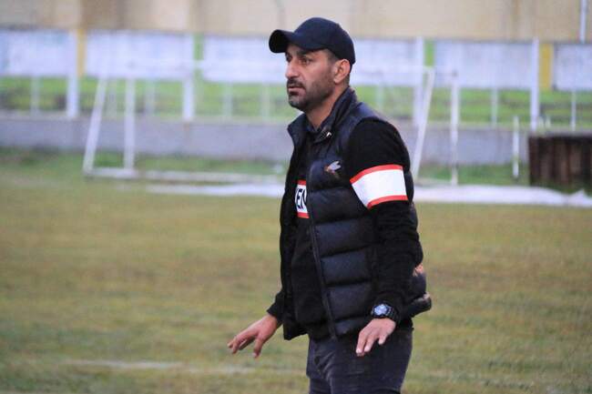 هادی شکوری