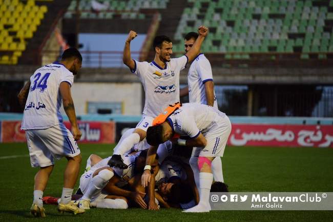 گزارش تصویری از دربی گیلان 