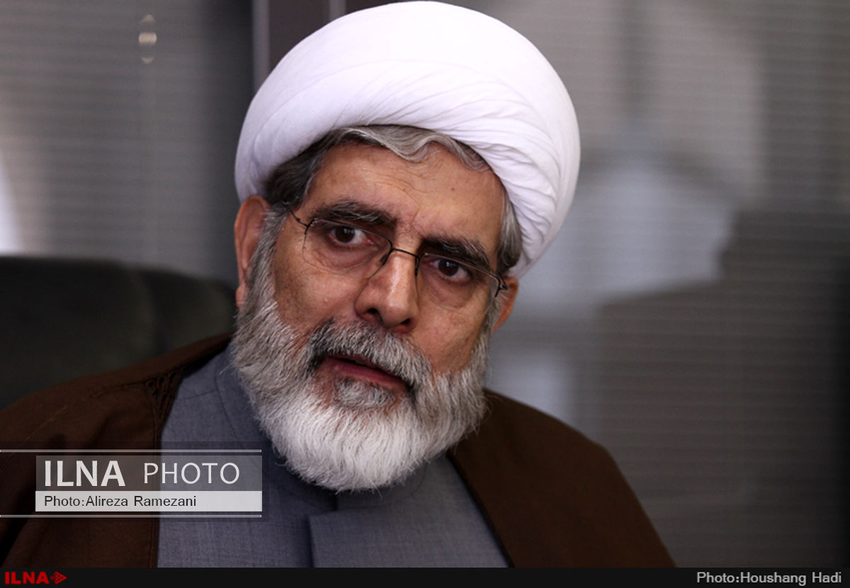 دولت خواسته‌های مردم را در قالب منشور حقوق شهروندی منتشر کرد/ بداخلاقی‌های اخیر، کم‌تحملی رقبای روحانی را نشان می‌دهد