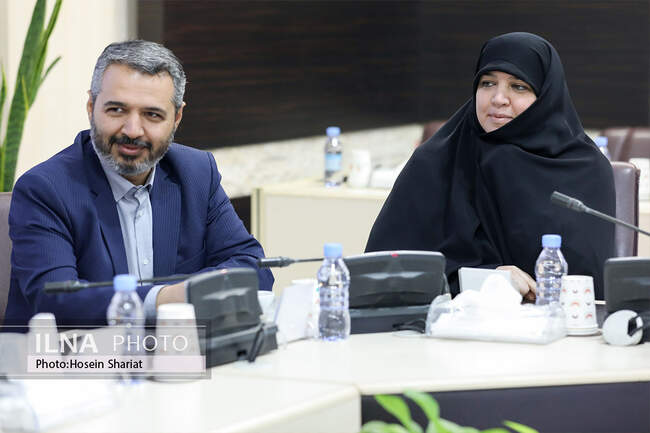 امضاء تفاهم‌نامه همکاری شهرداری مشهد با ذوب‌آهن اصفهان