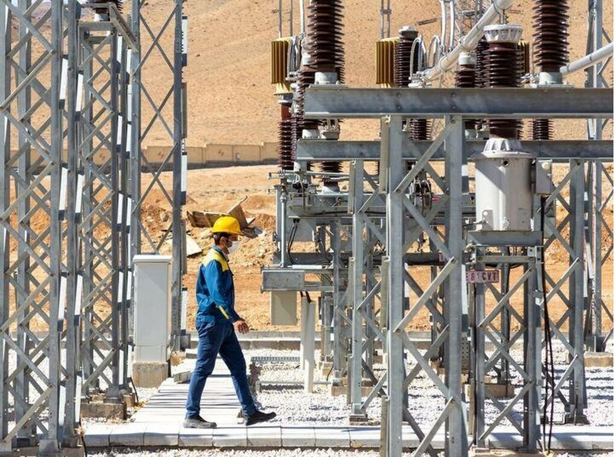 درخواست کارگران پیمانکاری تولید برق از وزیر: تبدیل وضعیتمان کنید