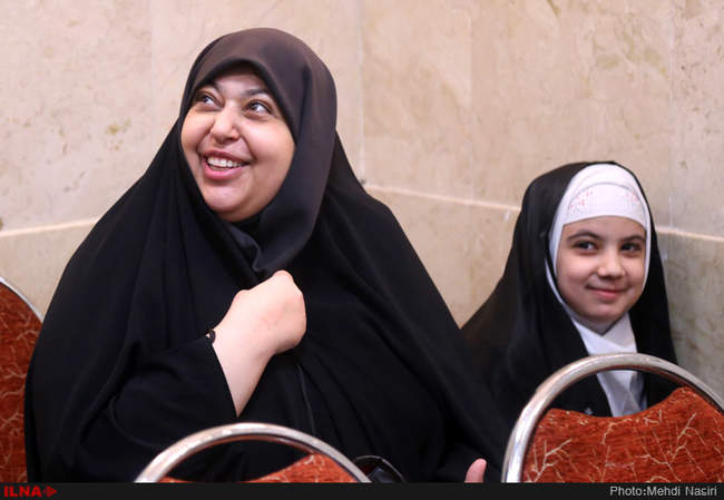 سومین روز ثبت نام داوطلبان مجلس شورای اسلامی و  مجلس خبرگان رهبری - وز