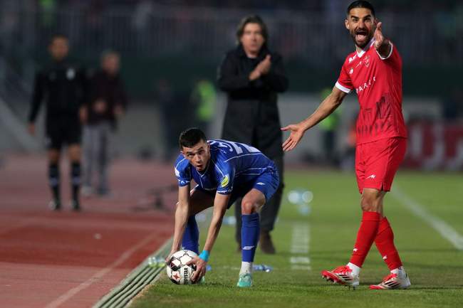 دیدار تیمهای استقلال تهران و پرسپولیس تهران