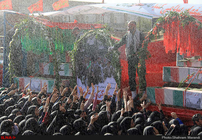 مراسم تشییع شهدای غواص و خط‌شکن-اصفهان