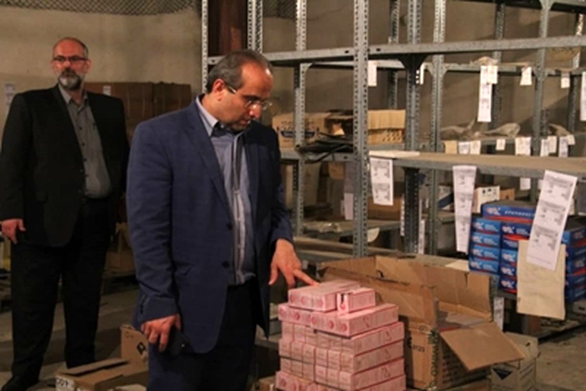 بازدید سرزده سرپرست دانشگاه علوم پزشکی گیلان از انبار دارویی سراوان