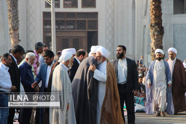 نماز عید سعید فطر در بندرعباس - 08