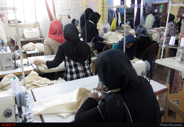 به خاطر ناتوانی در پرداخت پولِ آب، چهل زنِ سرپرست خانوار بیکار شدند/چند کرکره‌ی بسته را دیدند و مِلک را تجاری اعلام کردند