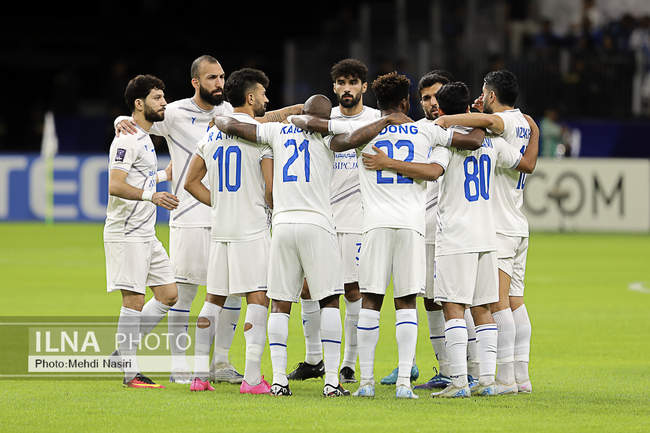 دیدار تیم‌های فوتبال استقلال ایران و الهلال عربستان 