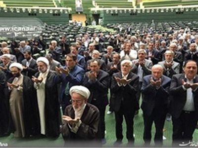 تصویری متفاوت از صحن علنی مجلس در لحظه حمله تروریستی داعش به پارلمان