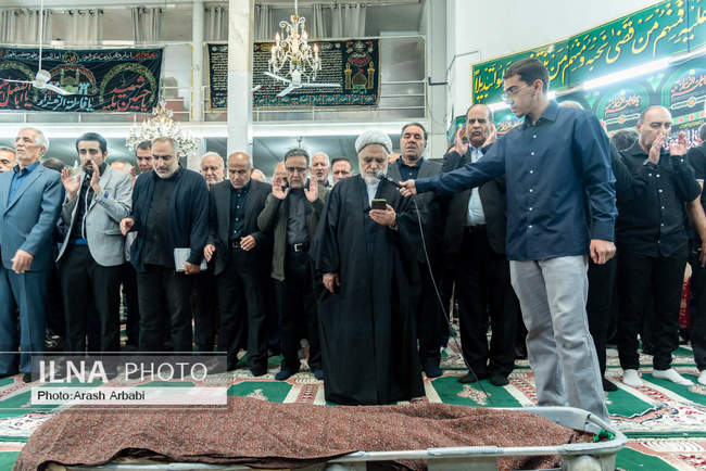 مراسم تشییع محمد تاجزاده 